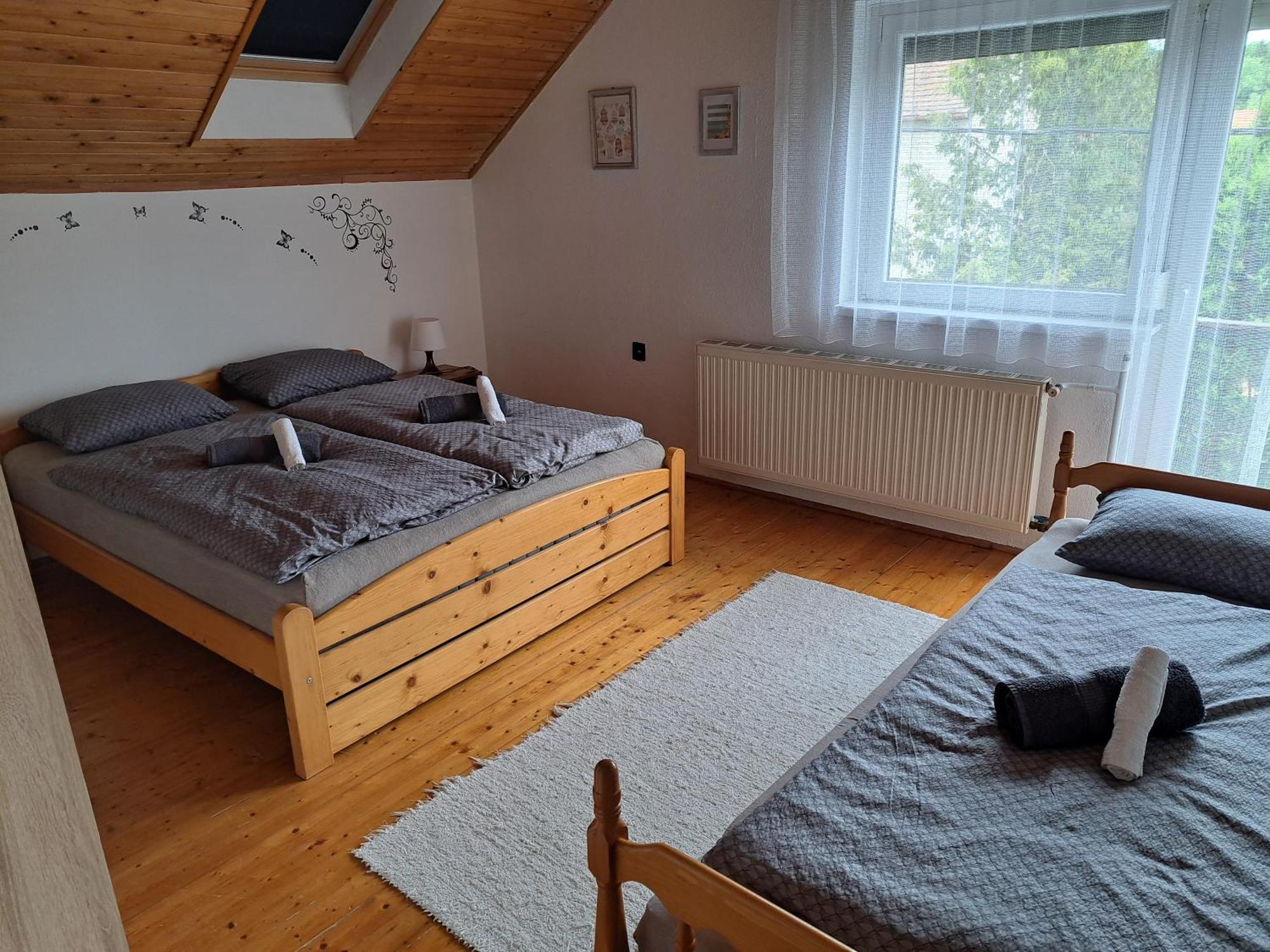 Kismarosi Center Apartman Exterior photo